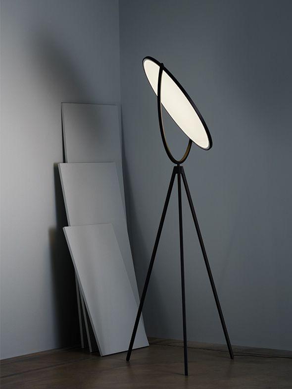 FIRMLY Tripod Floor Lamp